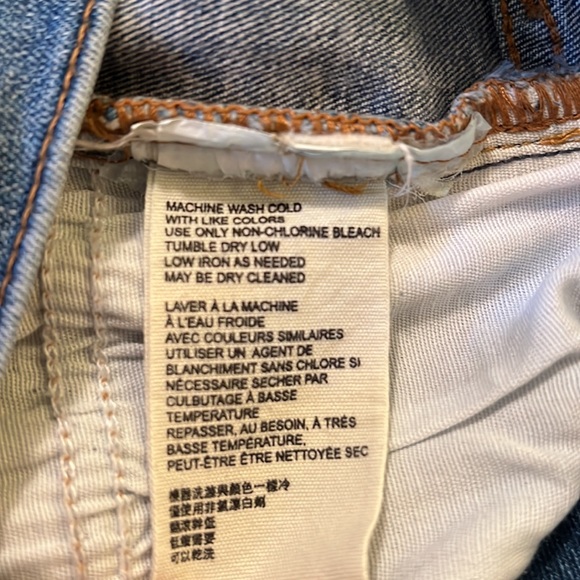 We The Free High Rise Distressed Skinny Jeans - Size 26 - Picture 12 of 13